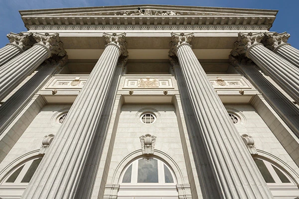 Former Supreme Court: Balcony