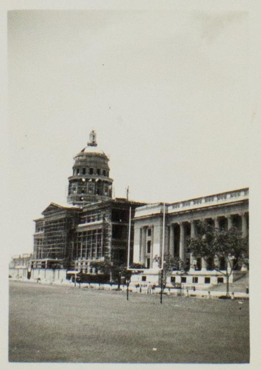 Photographic documentation of the construction process for the former Supreme Court