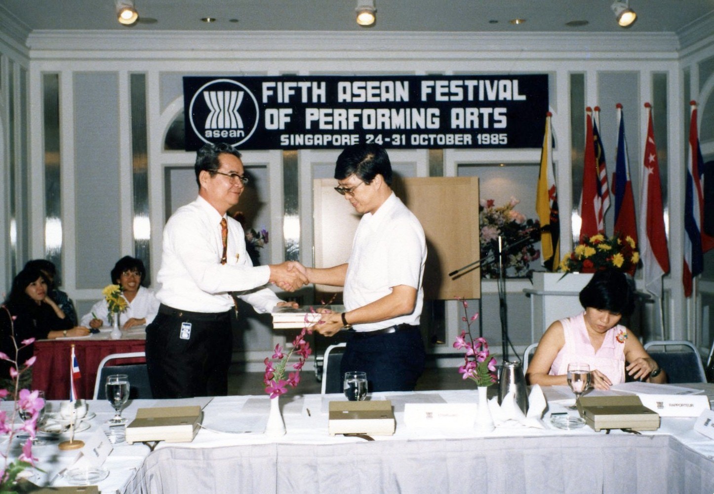 Ai Liang as rappatour for the 5th ASEAN Festival of Performing Arts, 1985