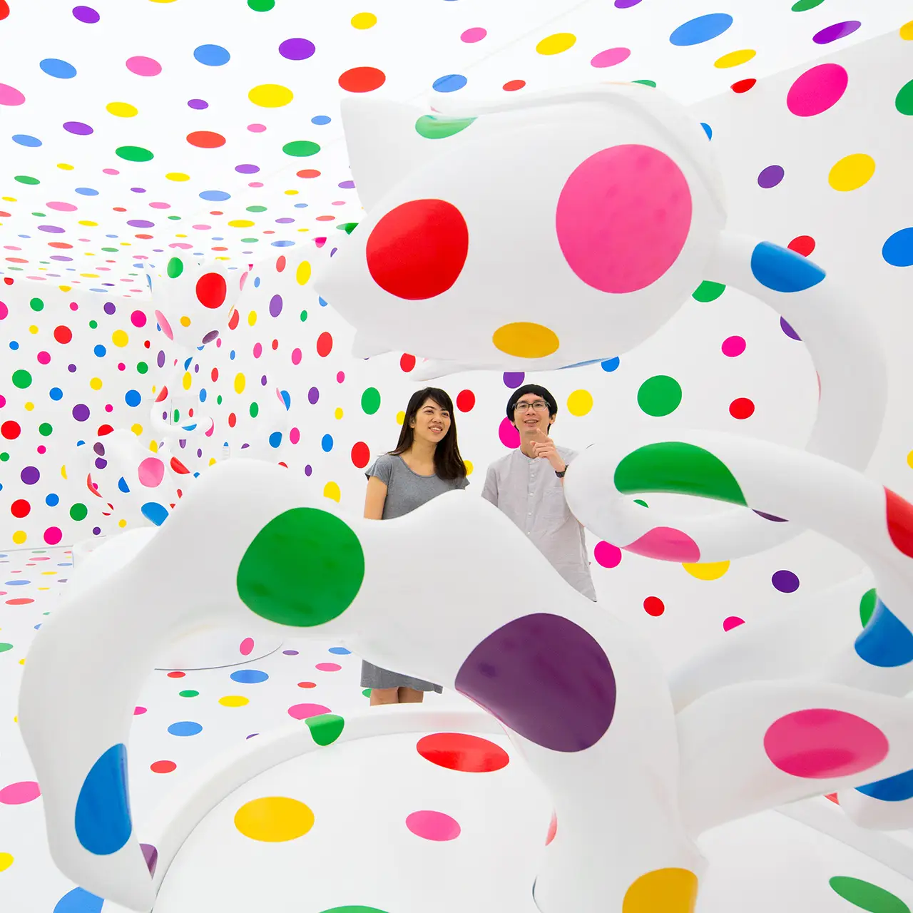 YAYOI KUSAMA: Life is the Heart of a Rainbow